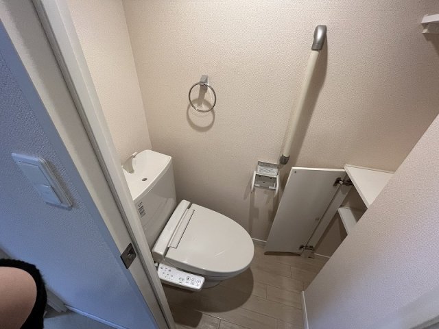 その他　温水洗浄便座設置