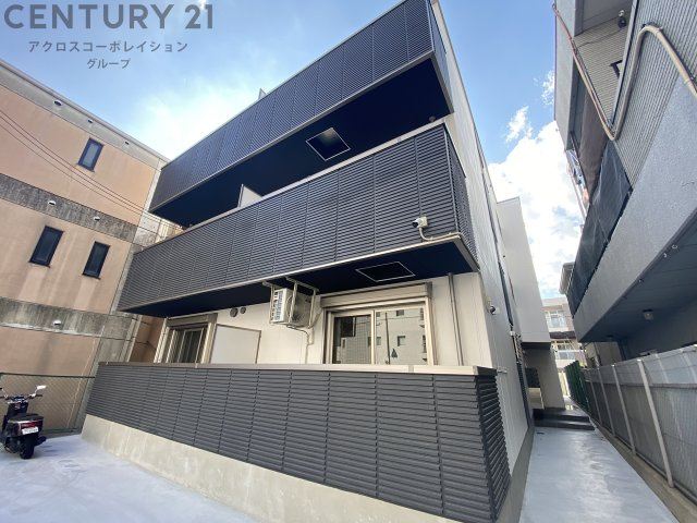 建物外観　オートロック完備で安心のセキュリティ♪