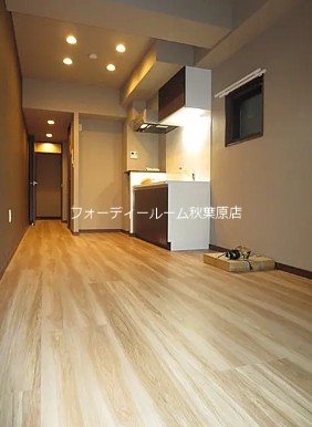 居室・リビング　別号室参考写真