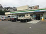 コンビニ　ファミリーマート中野中央一丁目店（コンビニ）まで373m