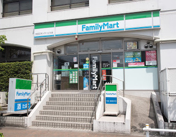 コンビニ　ファミリーマート MSCセンタービル店（コンビニ）まで264m