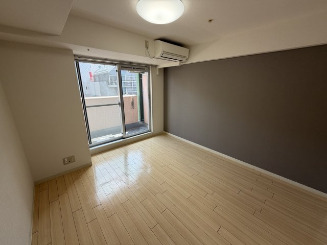 グラマシー心斎橋東の内装写真