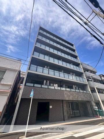 1K Mansion in Naka-ku, Yokohama, Kanagawa
