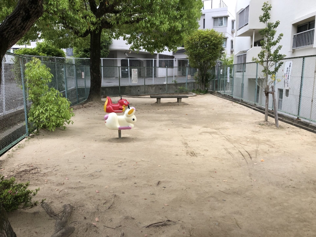 公園　東泉丘1丁目西公園（公園）まで129m