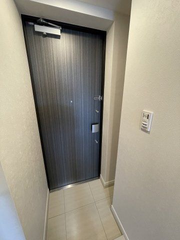AZESTお花茶屋IVの玄関写真