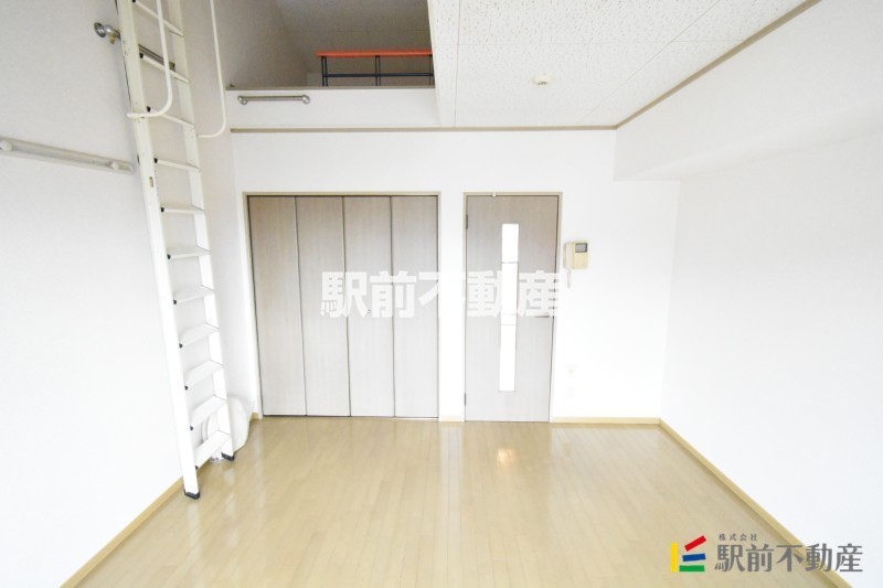 ＪＲ鹿児島本線 鳥栖駅 徒歩15分 2階建 築29年の居間写真