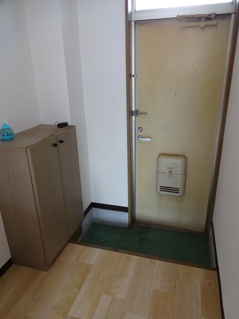 ワンルーム貴族の玄関写真