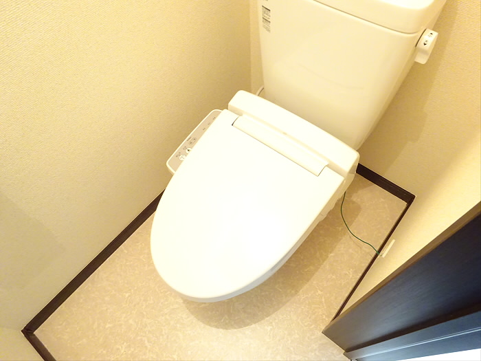 京王井の頭線 西永福駅 徒歩5分 2階建 築12年のトイレ写真