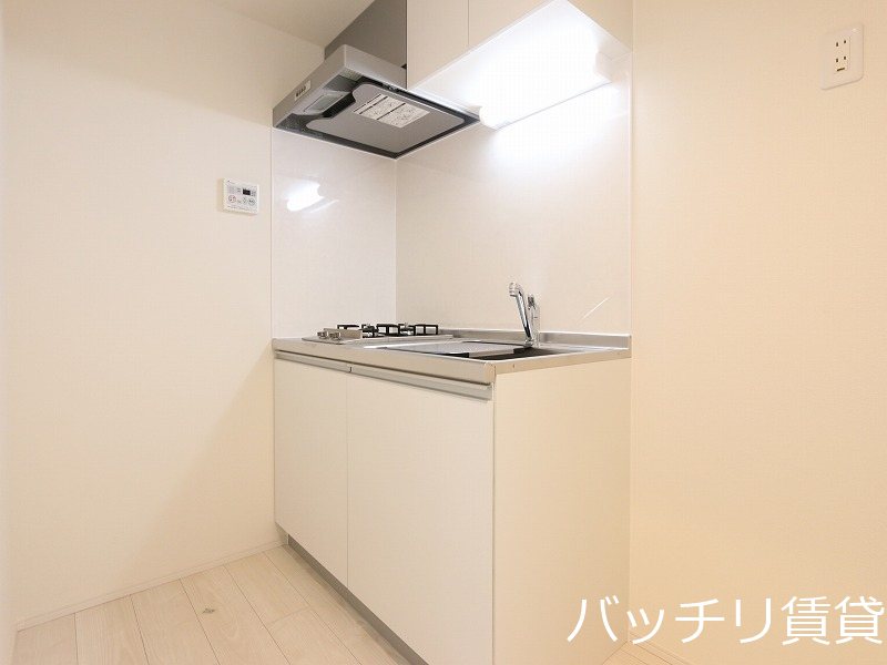 キッチン　同型タイプの為、現状を優先いたします。