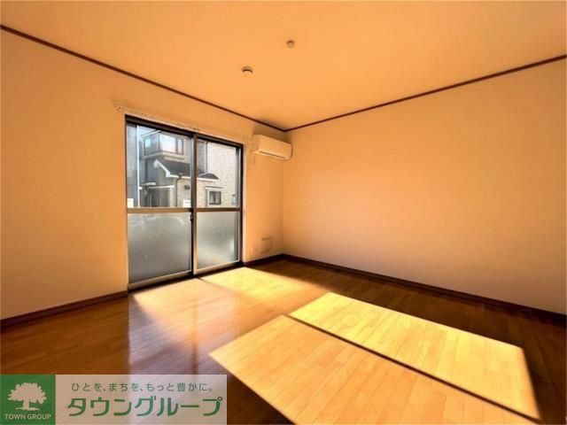 居室・リビング　★お部屋探しは株式会社タウンハウジング東京まで★