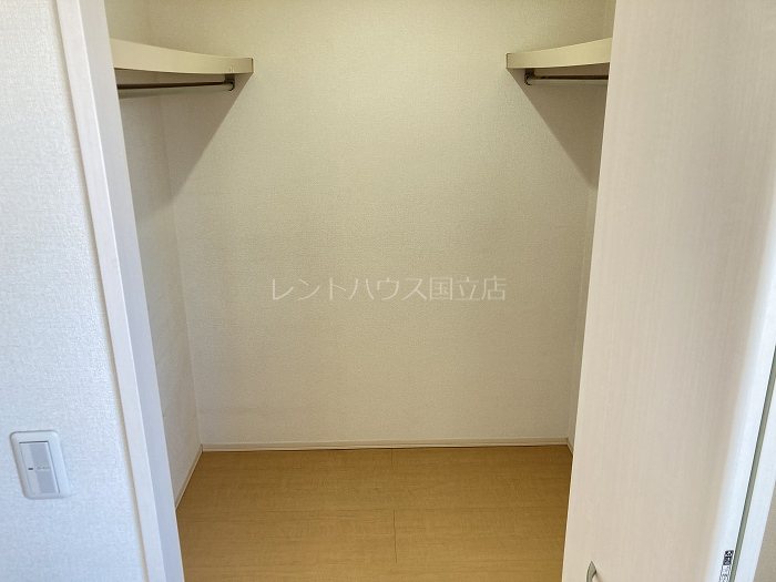 ＪＲ南武線 西府駅 徒歩13分 2階建 築18年の内装写真