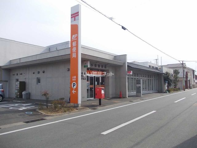 【伊勢市上地町のアパートの郵便局】