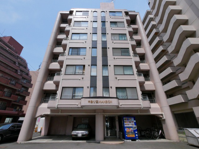 北海道札幌市中央区南十一条西１（マンション）の賃貸物件の外観