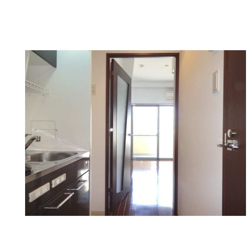 玄関　玄関からの景色はこんな感じです☆