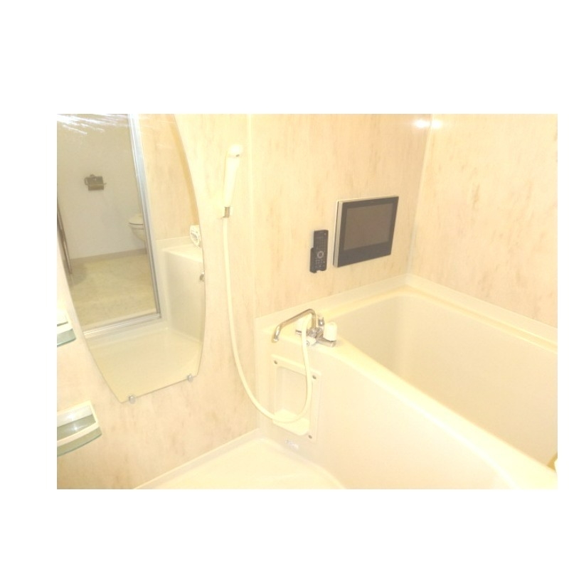 バス・シャワールーム　お風呂は一日の疲れを取る所です。ゆっくり浸かって下さいね！