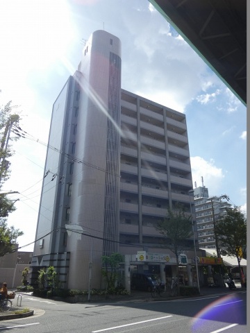 東大阪市高井田のマンションの建物外観