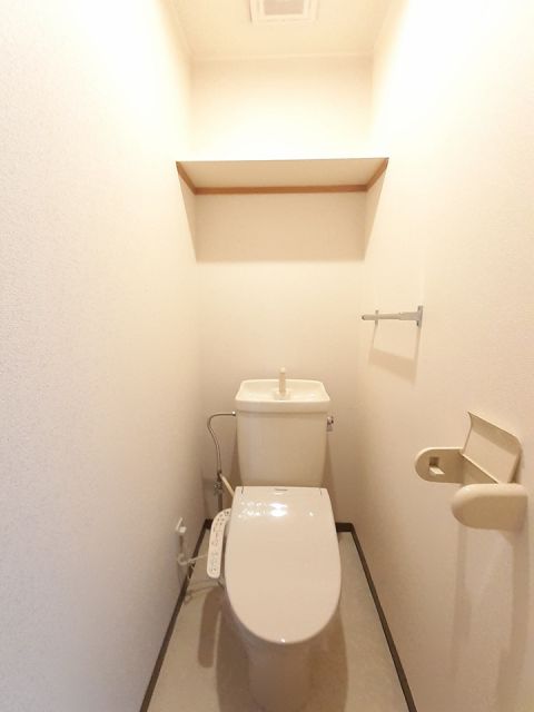 【新潟市西区みずき野のアパートのトイレ】