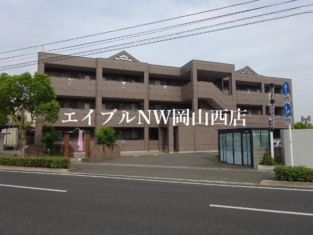 岡山市南区西市のマンションの建物外観