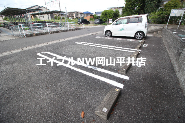 【瀬戸内市長船町土師のアパートの駐車場】