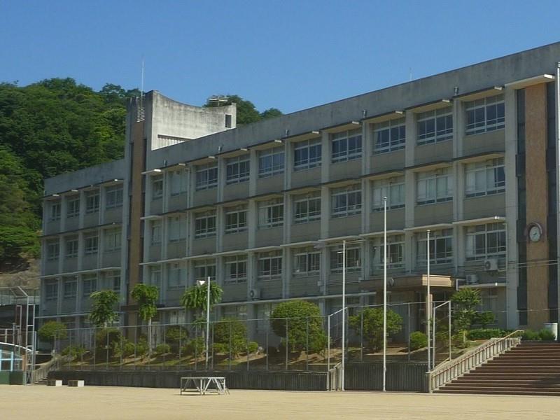 【青山ＮＫマンションの小学校】