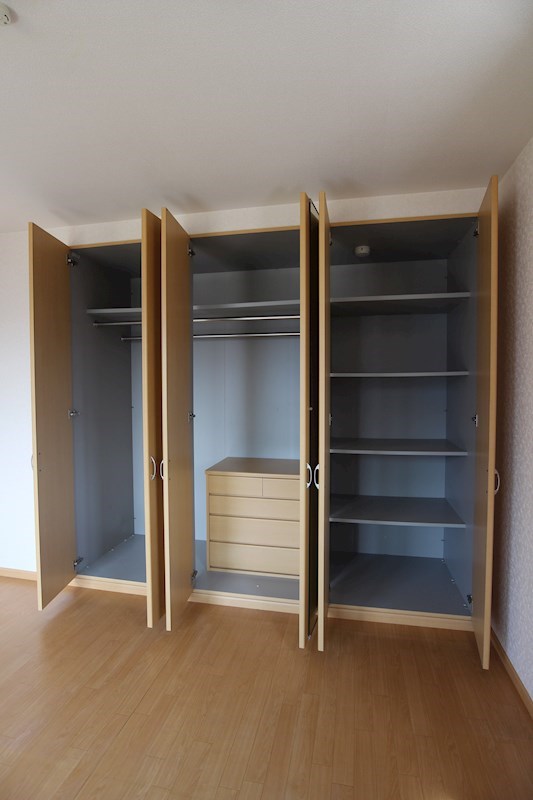 収納　壁一面大容量！※別部屋の写真です。