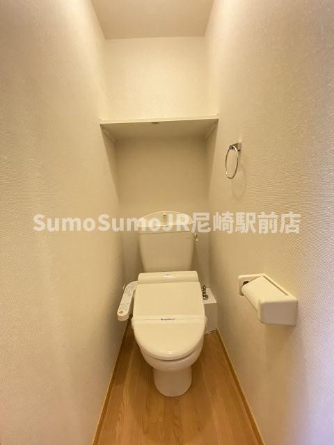 トイレ　落ち着いたトイレです