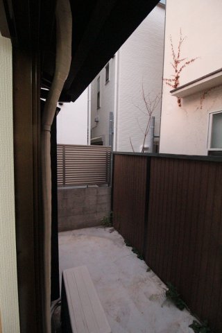 バルコニー　本駒込5　本駒込5丁目平屋貸家