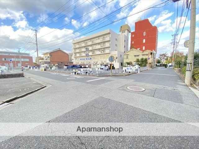 その他　前面道路（その他）まで0m