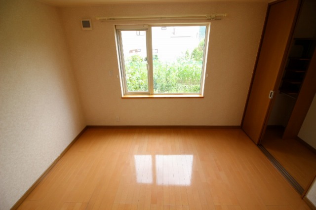 その他部屋・スペース　明るい洋室♪