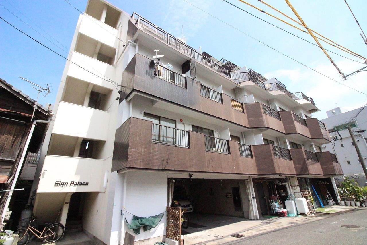 建物外観
