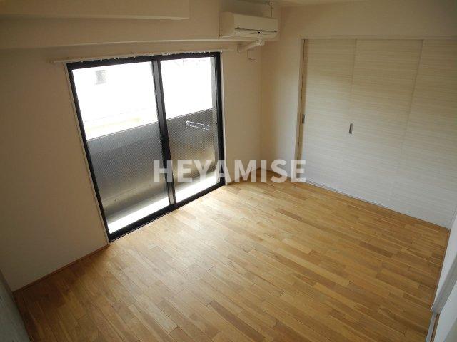 居室・リビング　※同物件類似間取の写真でございます※現況を優先します※