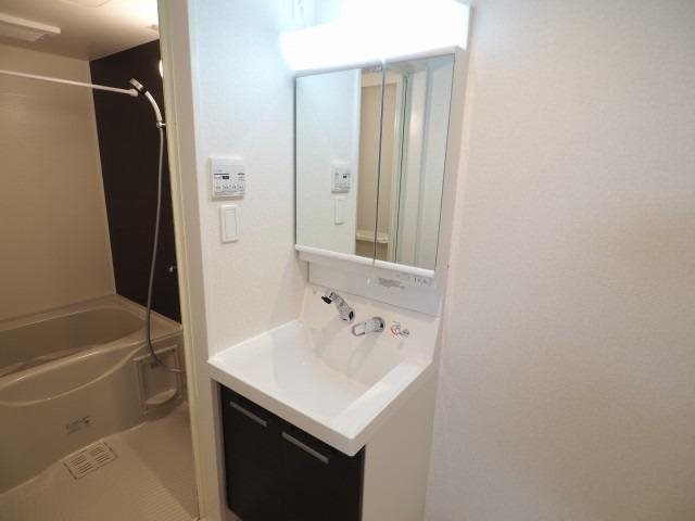 洗面設備　※写真は同型タイプイメージになります。