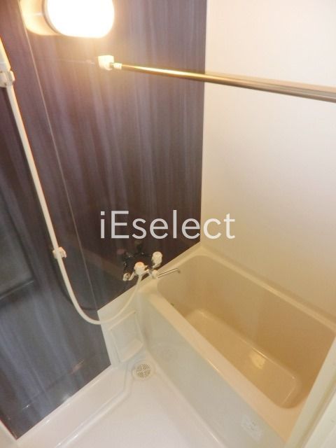 バス・シャワールーム　一日の疲れを癒やすバスルーム