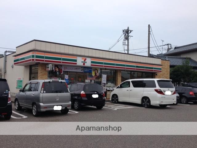 コンビニ　セブンイレブン新潟紫竹山店（コンビニ）まで809m