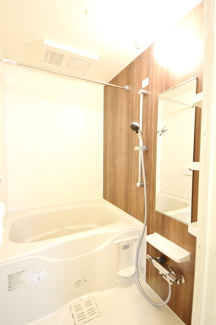 バス・シャワールーム　～一日の疲れを癒しましょうっ～