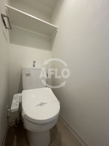 トイレ　プレサンス塚本ベラビィ　トイレ