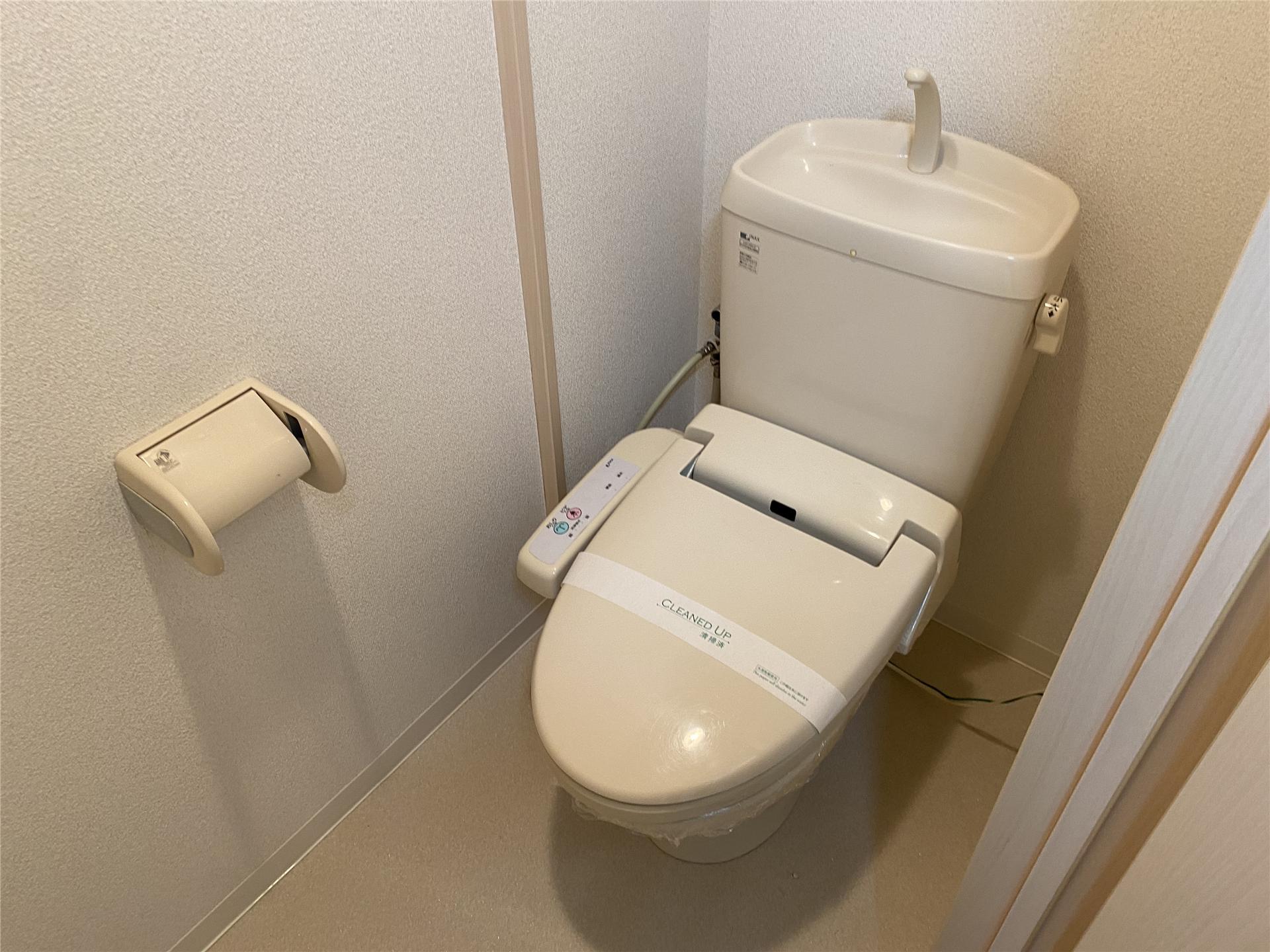 トイレ　ウォシュレット付のトイレです