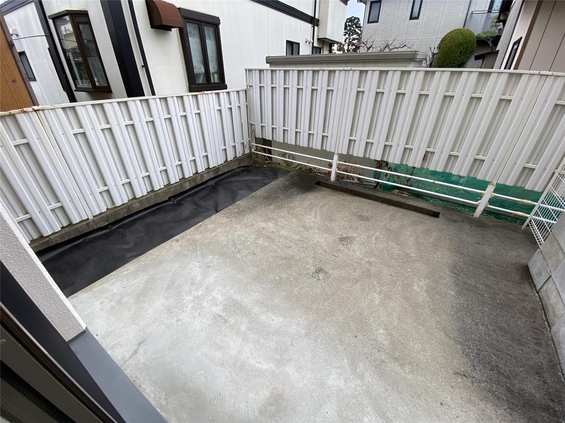 バルコニー　洗濯物を干せるベランダです