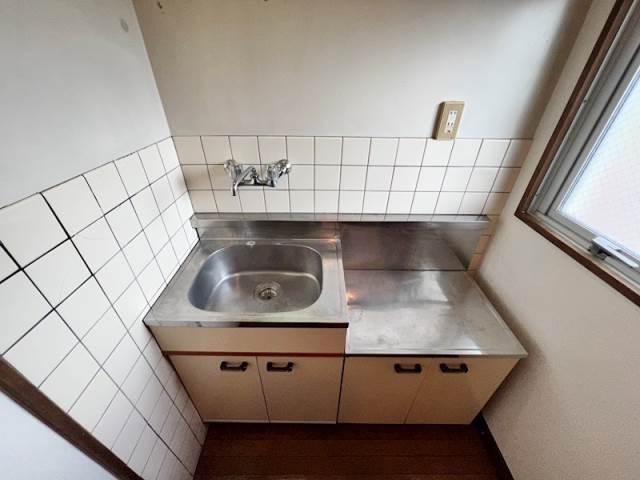 キッチン　別号室イメージ