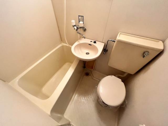 バス・シャワールーム　別号室イメージ