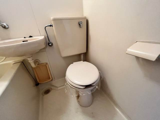 トイレ　別号室イメージ