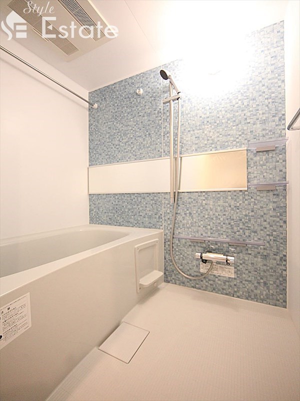 バス・シャワールーム　バスルーム