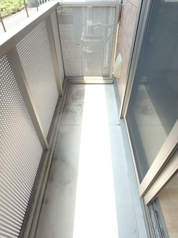 バルコニー　図面と現状に相違がある場合には現状を優先