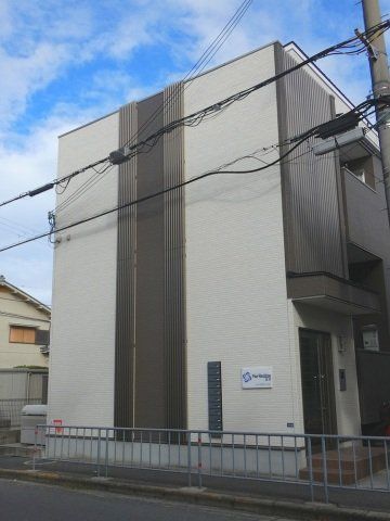 建物外観　平成28年11月築物件