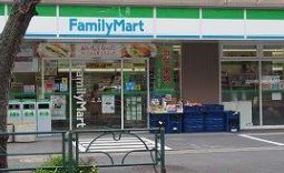 コンビニ　ファミリーマート 杉並高円寺北店（コンビニ）まで137m