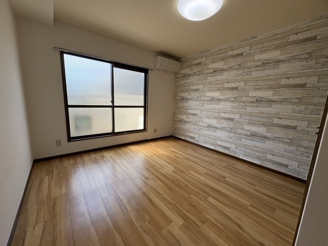 居室・リビング　収納のあるリビングです♪