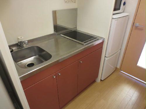 キッチン　少し広めのキッチン