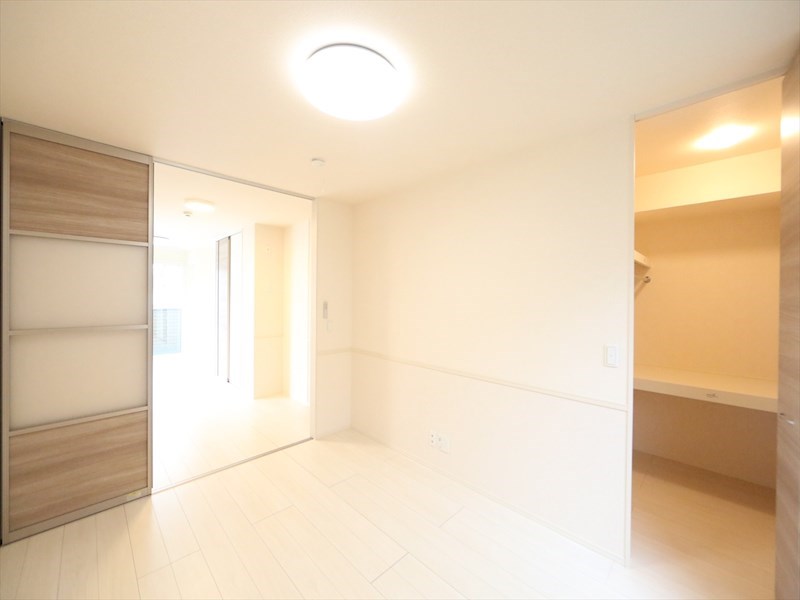 その他部屋・スペース　ＬＤＫ10.8帖　洋室6.1帖　ウォークインクローゼット付