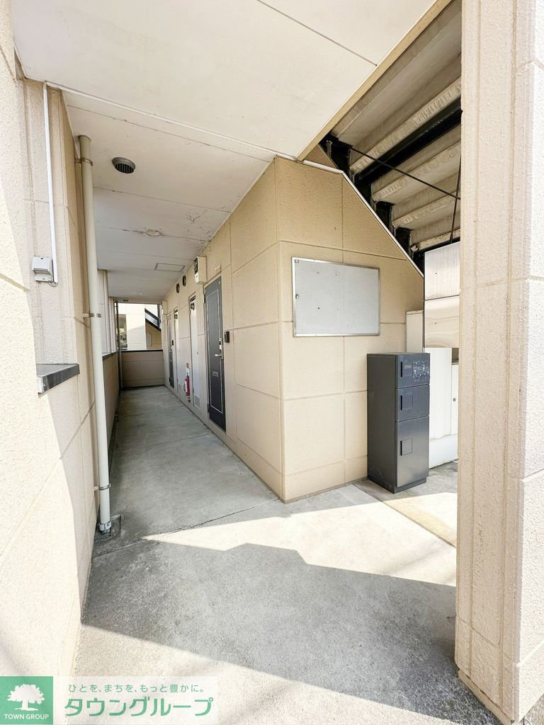 エントランス　バルコニー