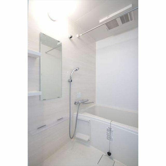 バス・シャワールーム　?